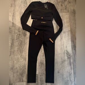 IVY PARK Black and Gold Women's Leggings Set